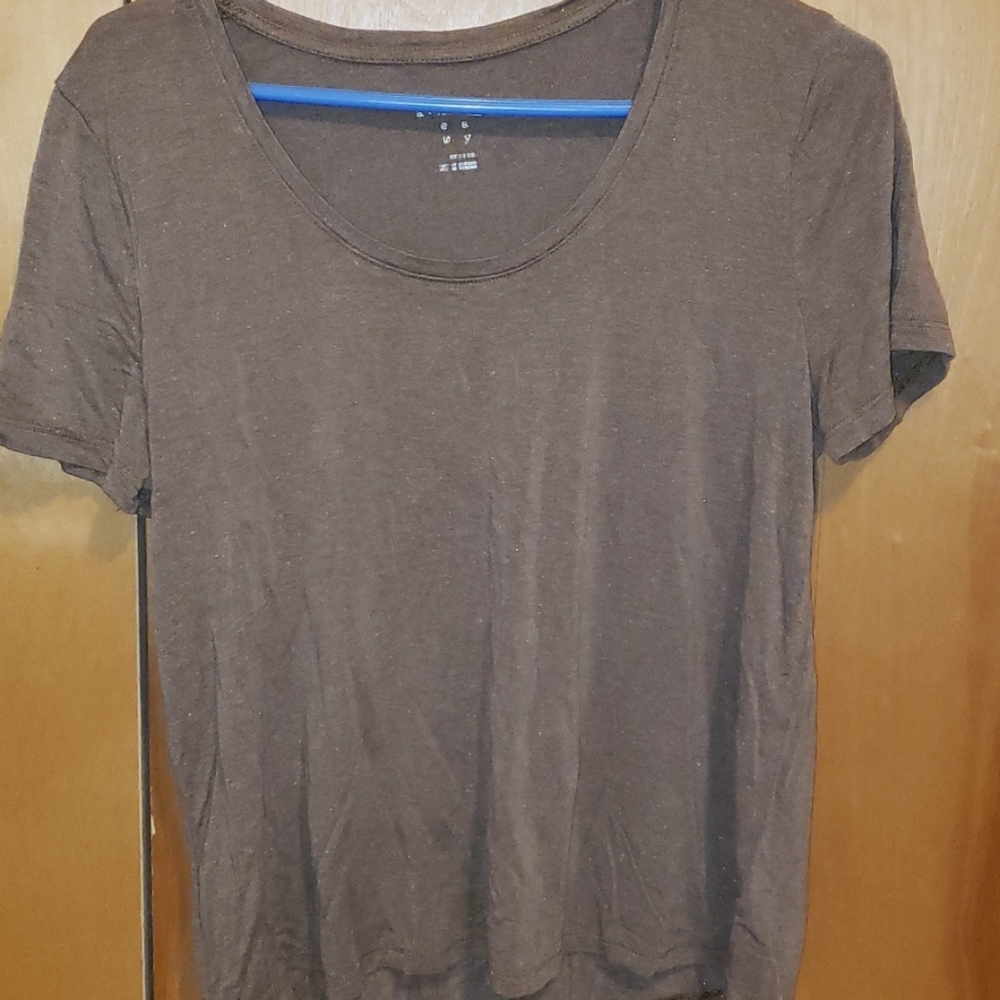 Brown with gold glitter scoop neck